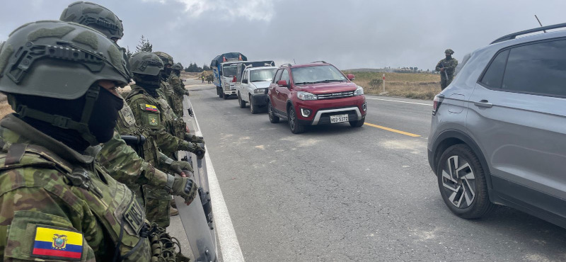 Gobernación de Chimborazo informa la reapertura oficial de la vía E35 en Alausí y Chunchi.